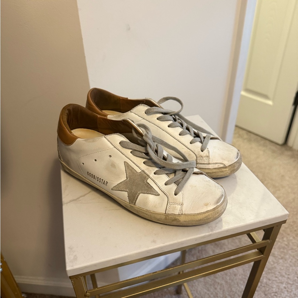 Golden Goose Sneakers 🤎